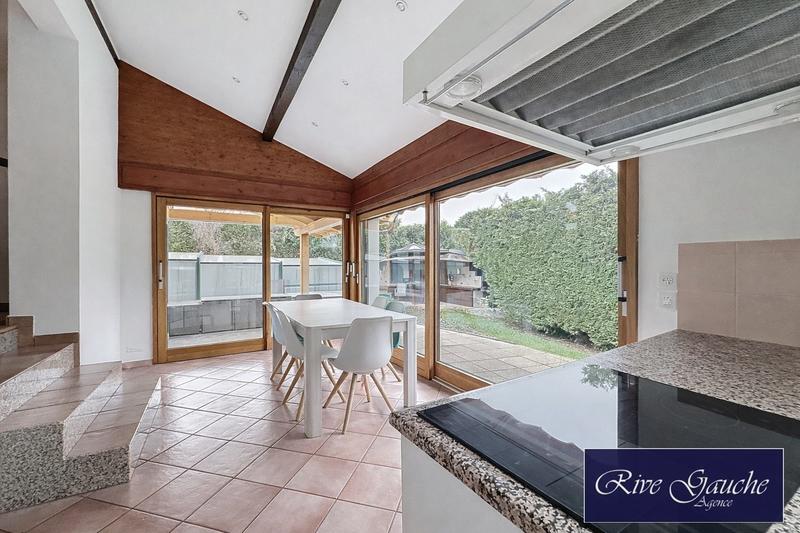 Maison - 170 m² - 7 pièces