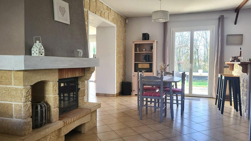 Maison - 149 m² - 8 pièces