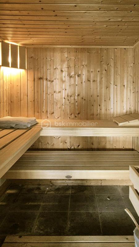 Demeure - 564 m² - 19 pièces