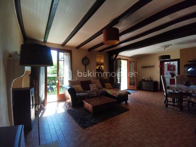 Maison - 157 m² - 7 pièces