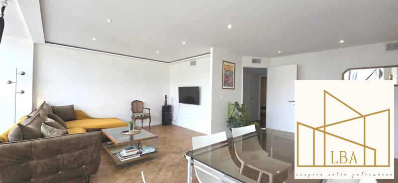 Appartement - 97 m² - 4 pièces