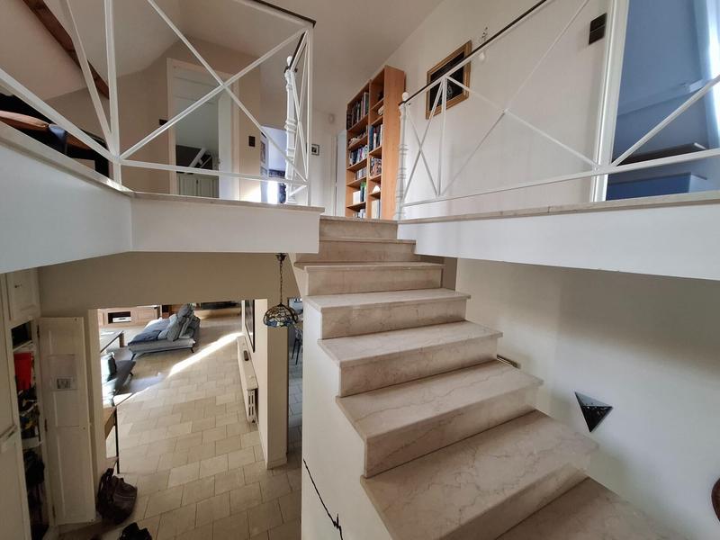 Villa - 203 m² - 6 pièces