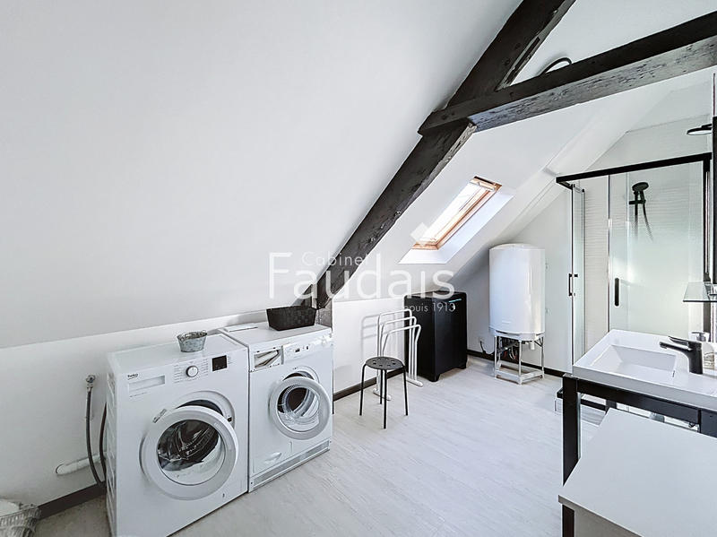 Maison - 140 m² - 8 pièces