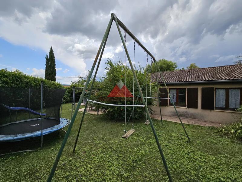 Maison - 98 m² - 5 pièces