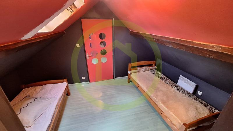 Maison - 104 m² - 6 pièces