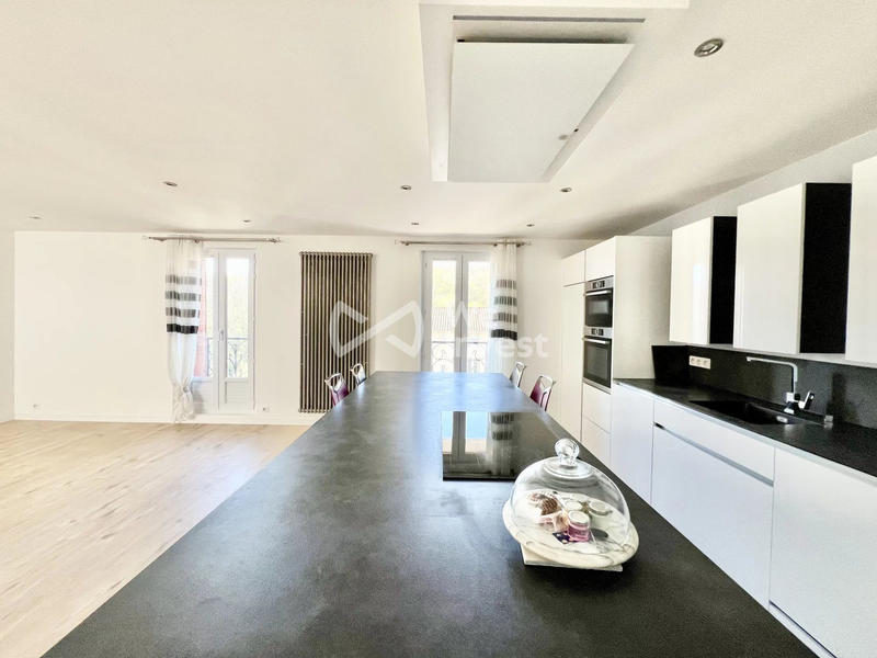 Appartement - 92 m² - 4 pièces