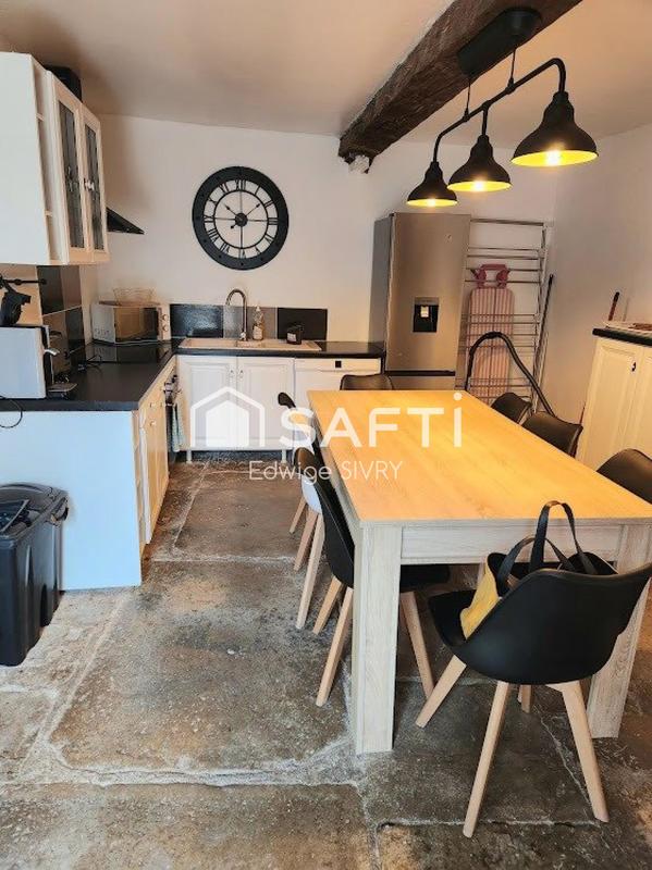 Maison - 95 m² - 5 pièces