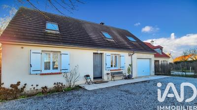 Maison - 97 m² - 5 pièces