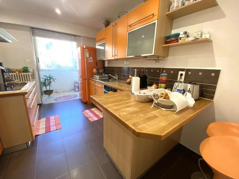 Appartement - 81 m² - 3 pièces