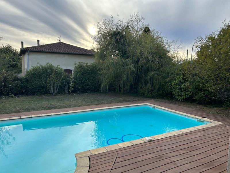 Maison - 157 m² - 7 pièces