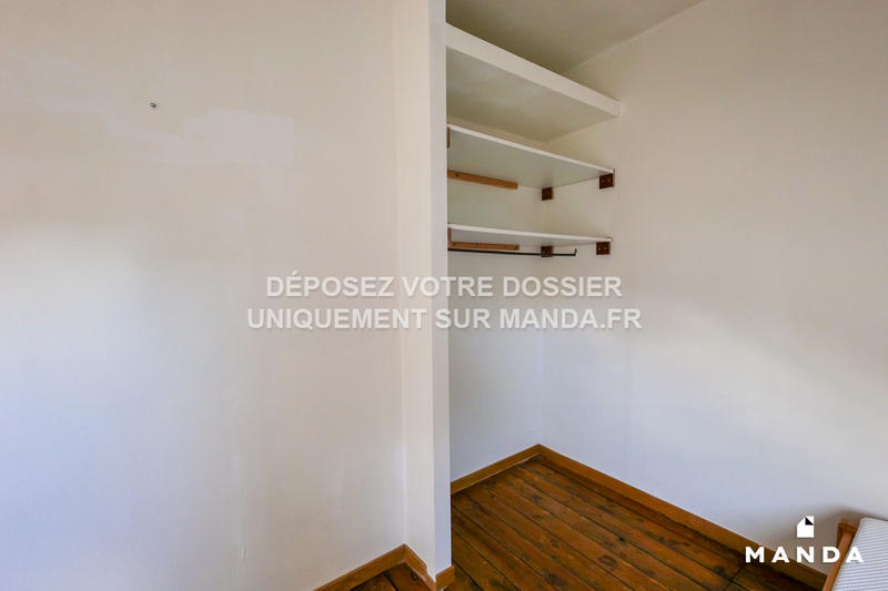 Appartement - 80 m² - 5 pièces