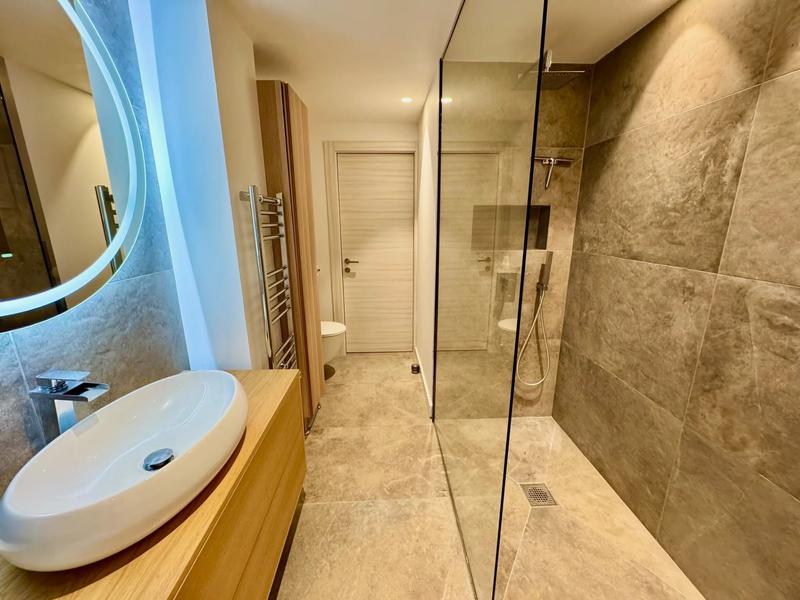 Appartement - 110 m² - 4 pièces