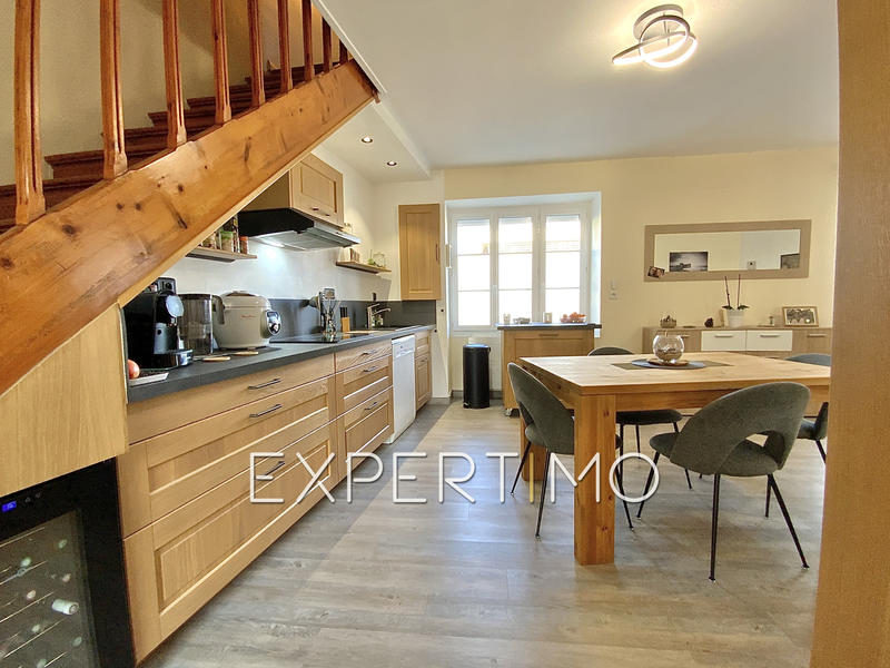 Maison de village - 143 m² - 7 pièces