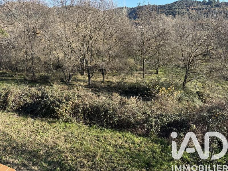 Maison - 245 m² - 9 pièces