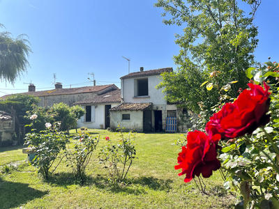 Maison - 104 m² - 5 pièces