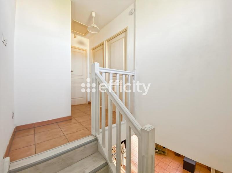 Maison - 86 m² - 4 pièces