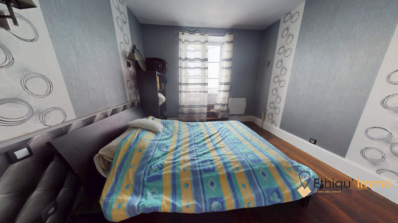 Maison ancienne - 200 m² - 5 pièces