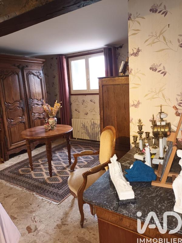 Maison - 95 m² - 5 pièces