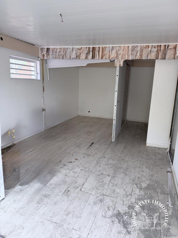 Villa - 218 m² - 6 pièces