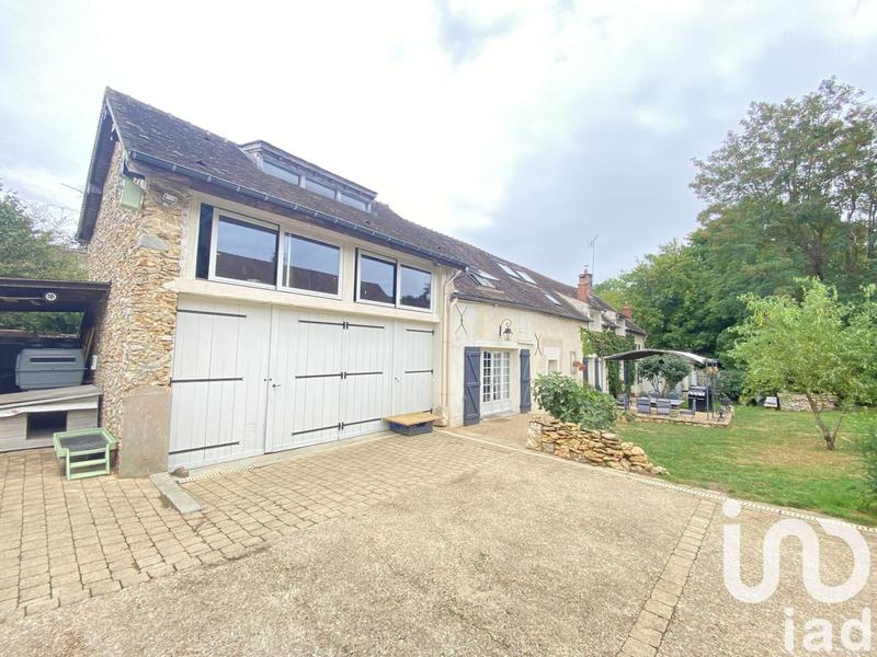 Maison - 241 m² - 6 pièces