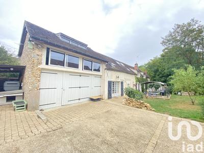 Maison - 241 m² - 6 pièces