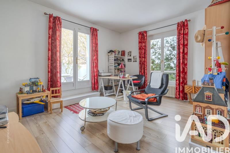 Maison - 200 m² - 8 pièces