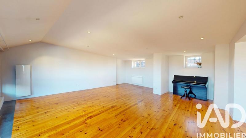 Duplex - 167 m² - 7 pièces