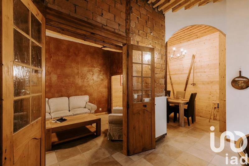 Appartement - 90 m² - 4 pièces