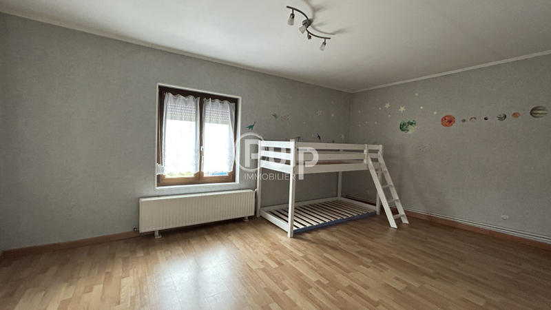 Propriété - 185 m² - 7 pièces