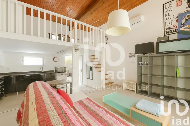 Maison - 200 m² - 8 pièces