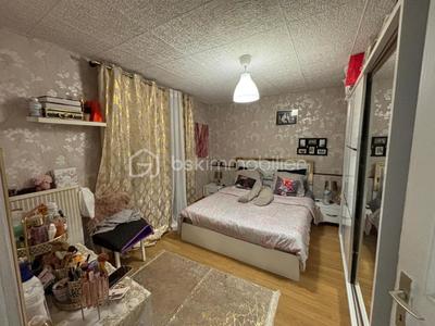 Appartement - 82 m² - 3 pièces