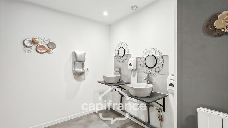 Fonds de commerce - 1 247 m²