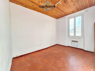 Appartement - 80 m² - 3 pièces