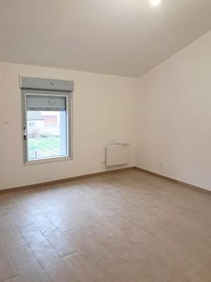 Maison - 93 m² - 4 pièces