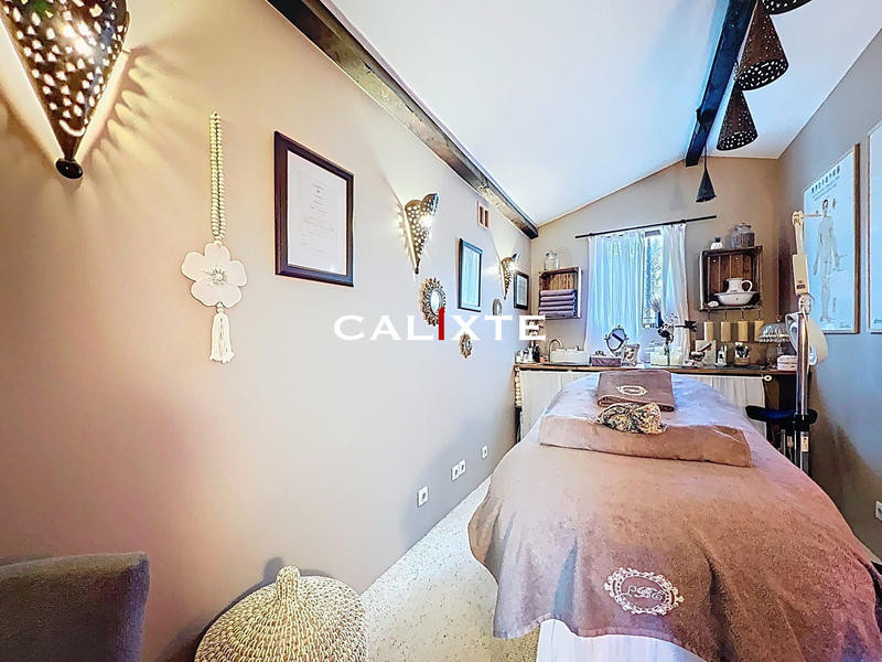 Bastide - 200 m² - 5 pièces