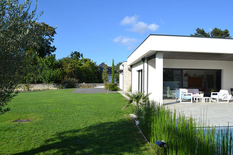 Maison - 177 m² - 6 pièces