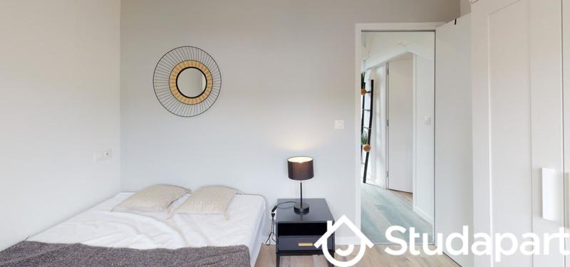 Chambre - 11 m² - 1 pièce