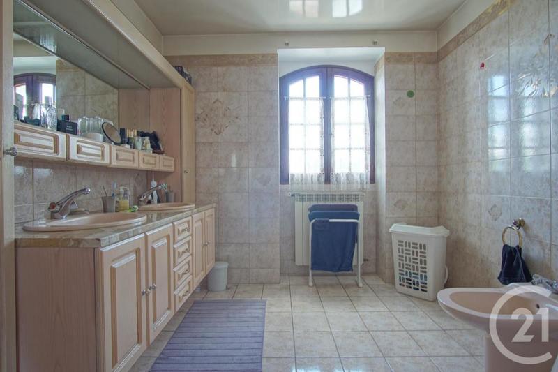 Pavillon - 137 m² - 6 pièces