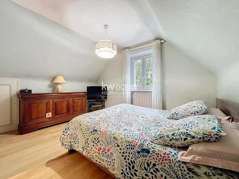 Maison - 138 m² - 7 pièces