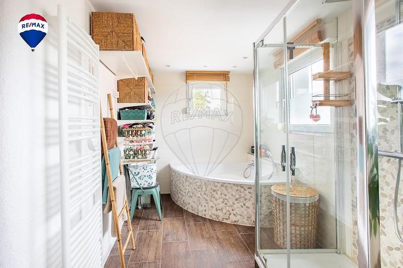 Appartement - 107 m² - 5 pièces