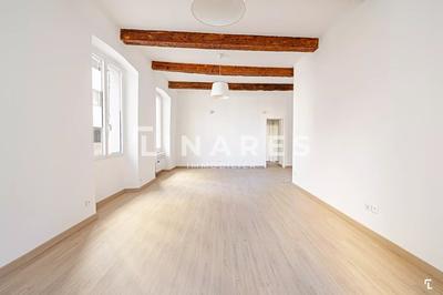 Appartement - 83 m² - 3 pièces