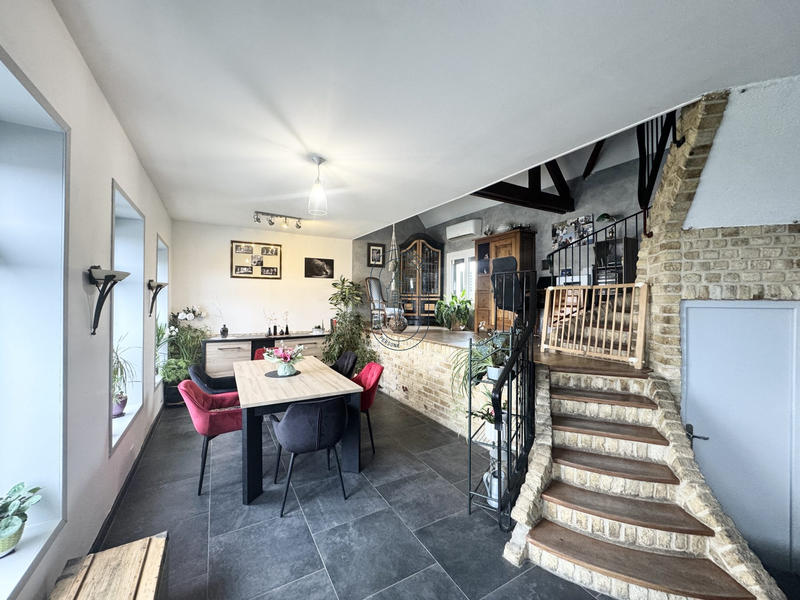 Maison - 133 m² - 6 pièces