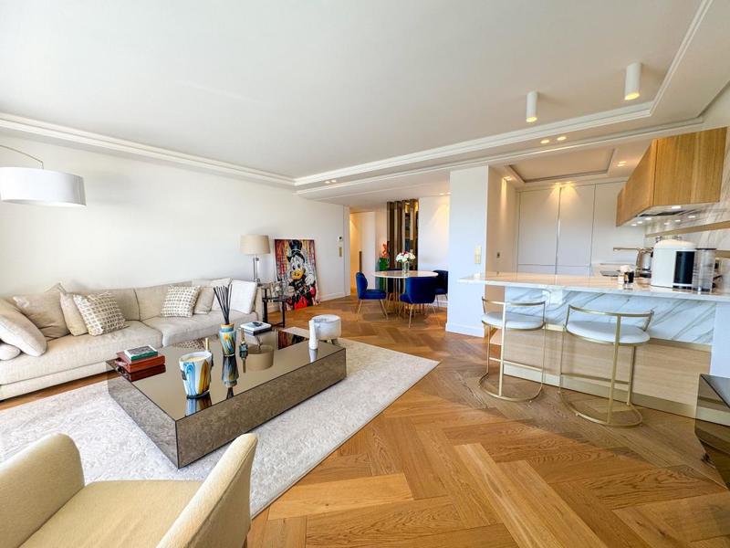 Appartement - 85 m² - 3 pièces