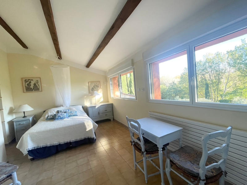 Maison - 203 m² - 7 pièces