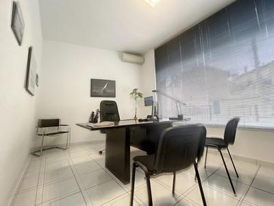 Local commercial - 195 m² - 5 pièces