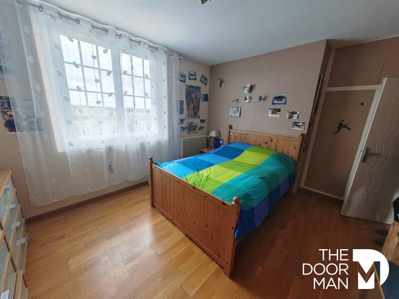 Propriété - 700 m² - 23 pièces