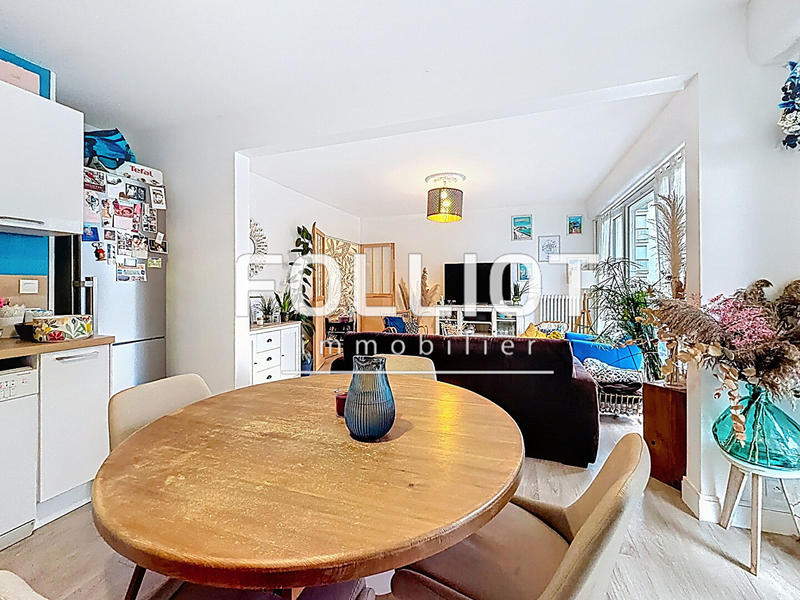 Appartement - 65 m² - 3 pièces