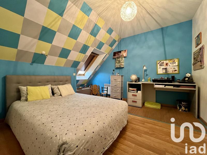 Maison - 185 m² - 9 pièces