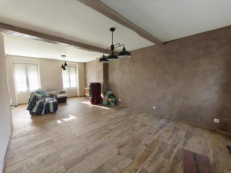 Maison - 211 m² - 8 pièces