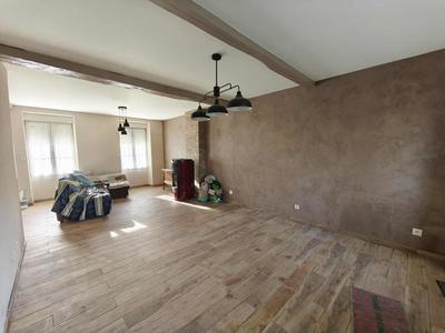 Maison - 211 m² - 8 pièces